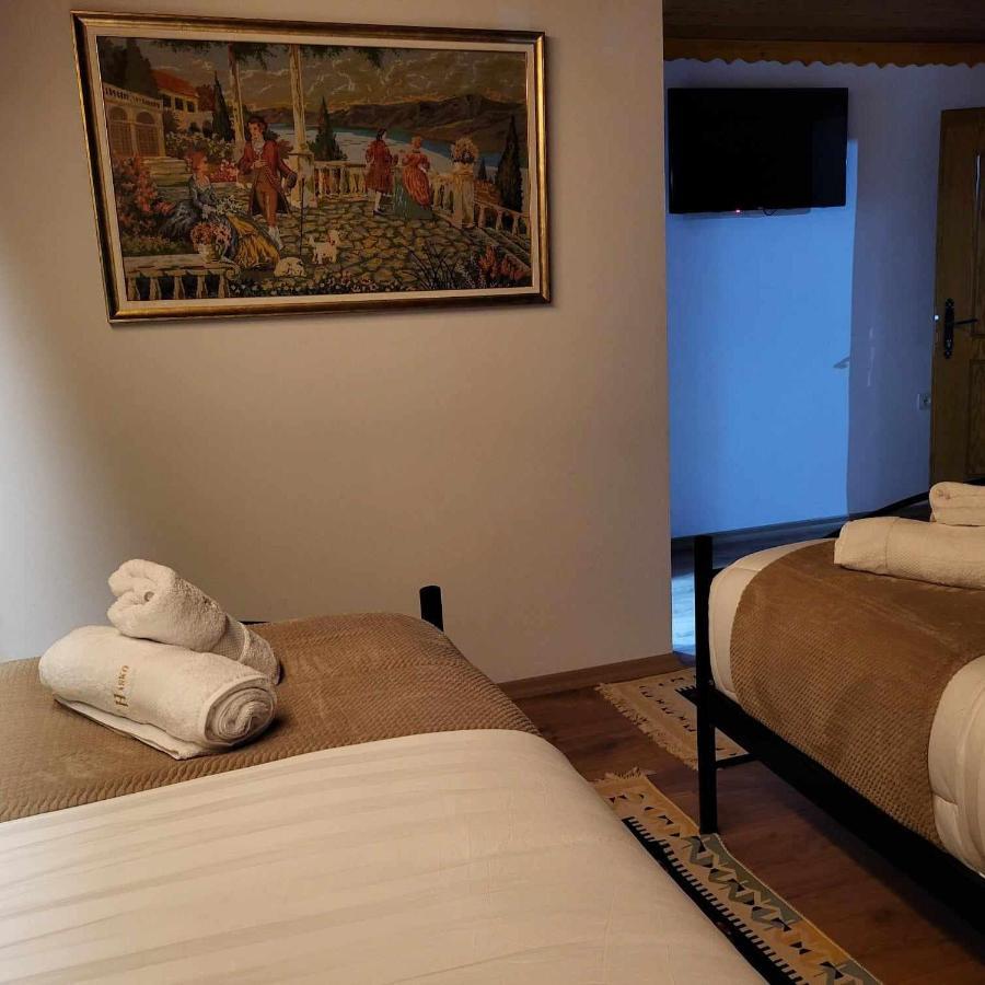 Guest House Hasko Gjirokastër Екстериор снимка