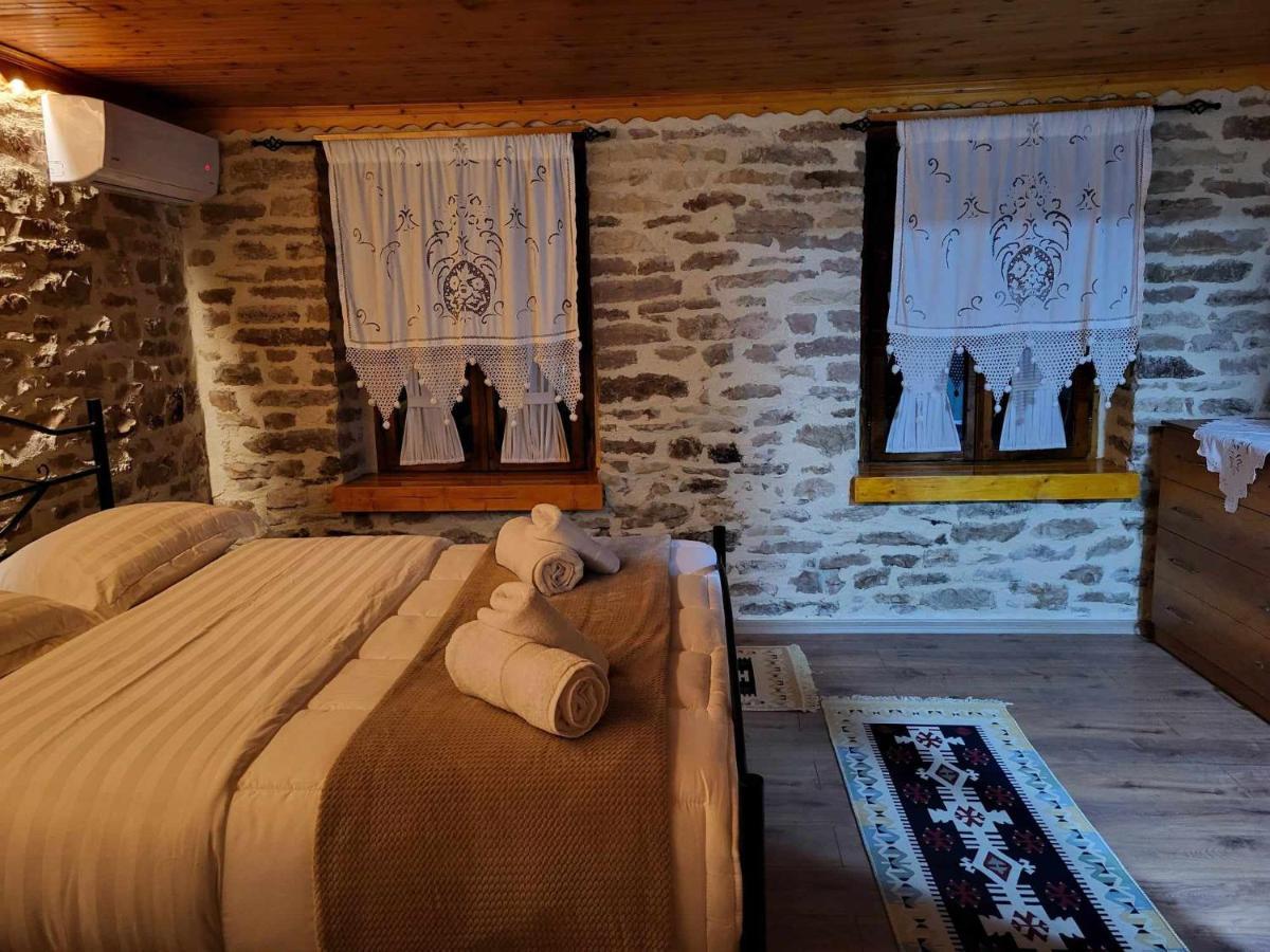 Guest House Hasko Gjirokastër Екстериор снимка