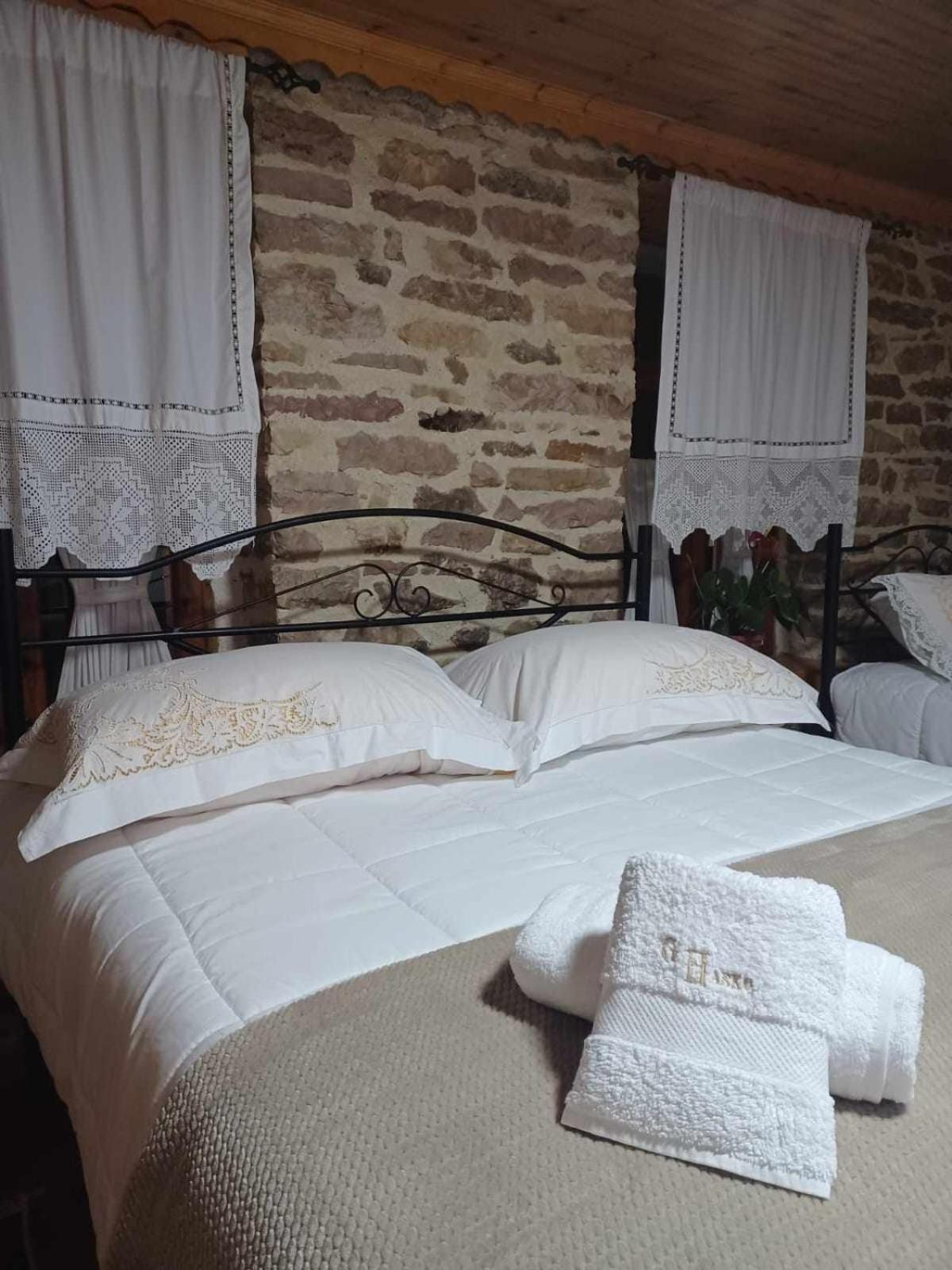 Guest House Hasko Gjirokastër Екстериор снимка