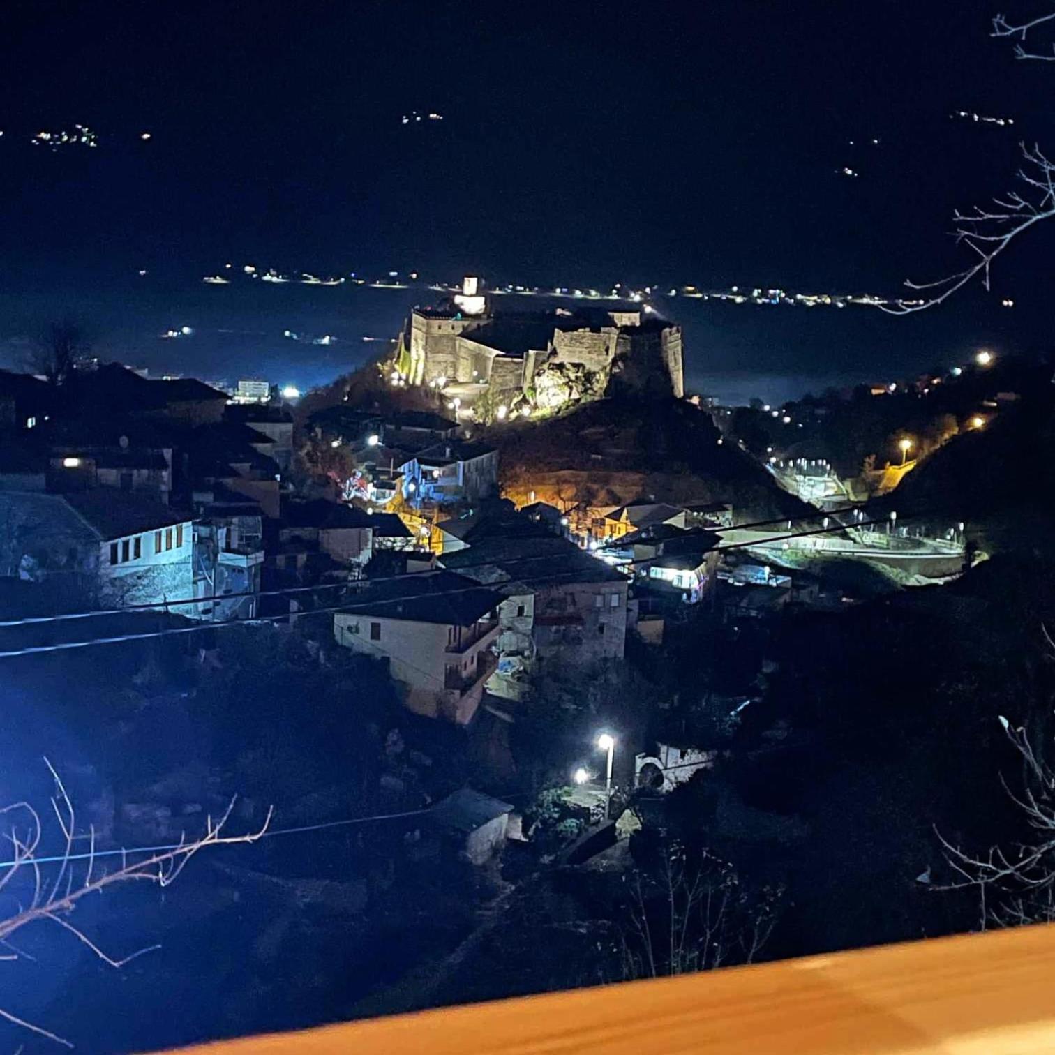 Guest House Hasko Gjirokastër Екстериор снимка